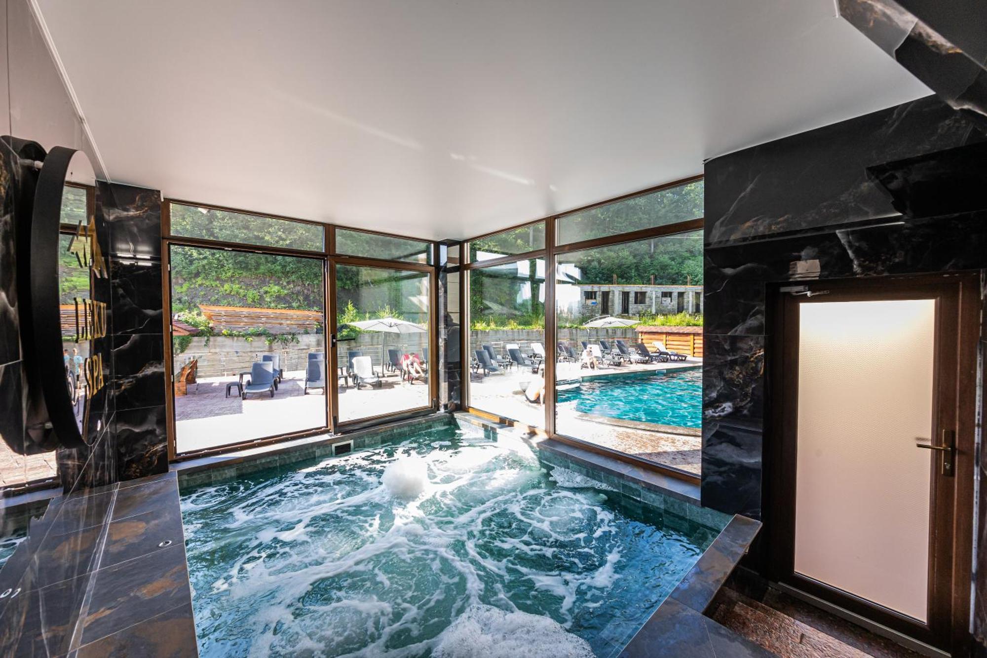 Leku Hotel 3*